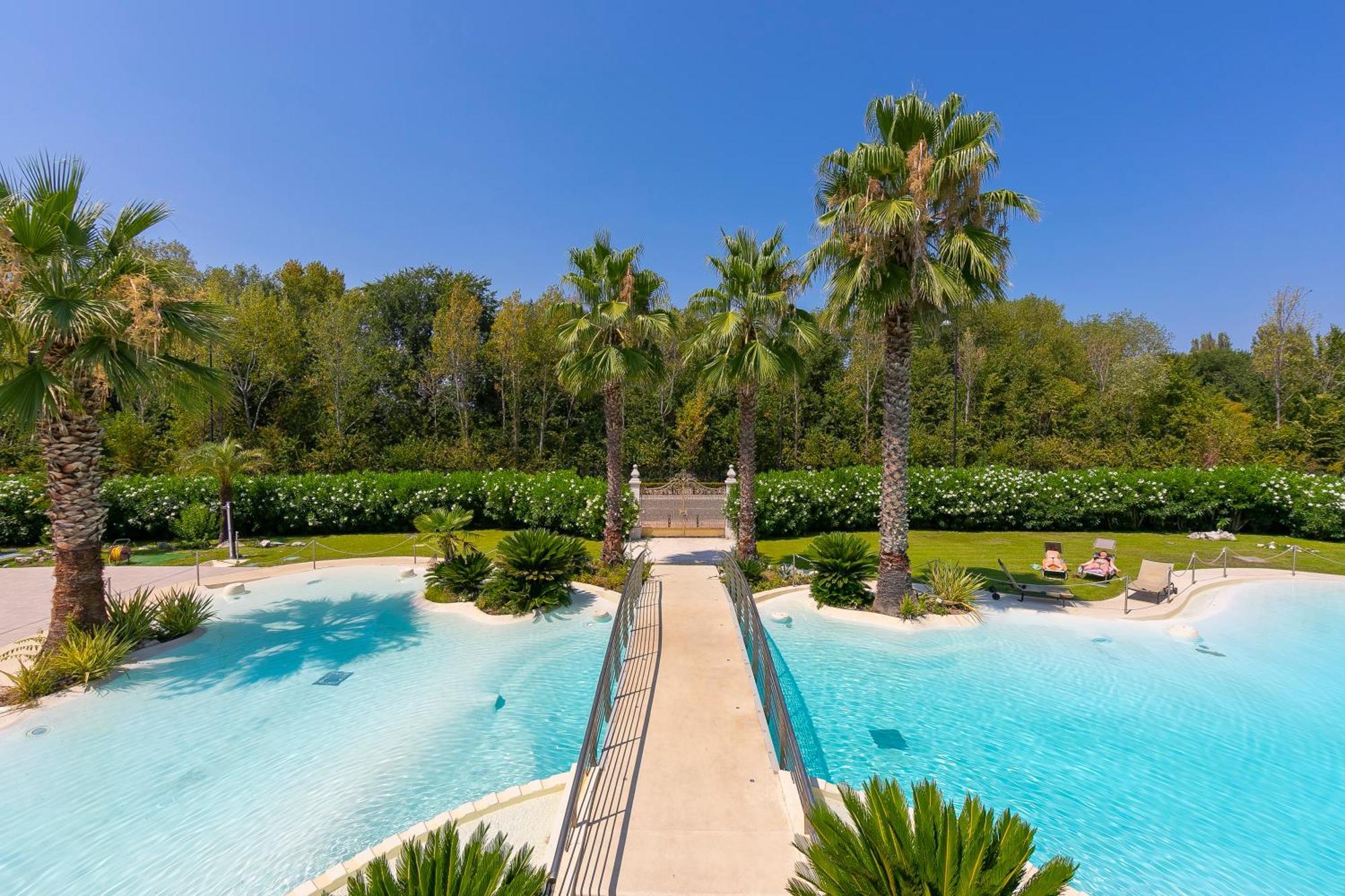 Rivoltella Apt With Pool 600M From Lake - Happy Rentals Дезенцано-дель-Гарда Экстерьер фото